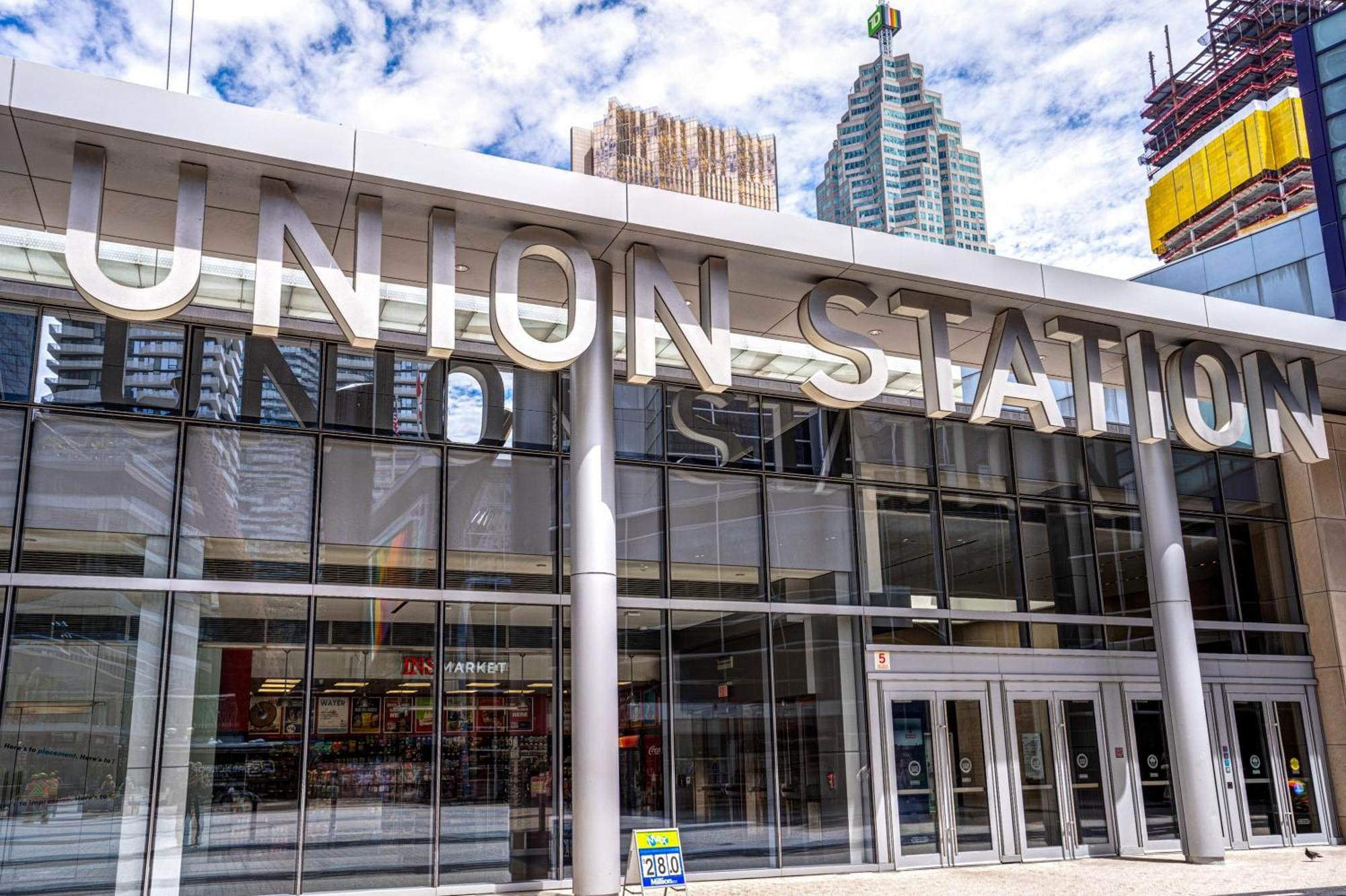 Luxury Condo Living Downtown Toronto Exterior photo